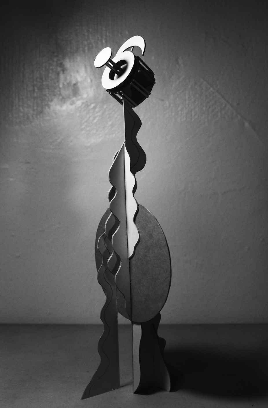 06. Monument Zero - Standing Man, Photograph of Hard Paper Structure, Inkjet Print, 70x70cm, 2014