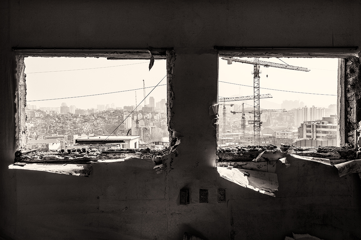 07. The House, UV Print on traditional Korean handmade paper, 65x90cm, 2014