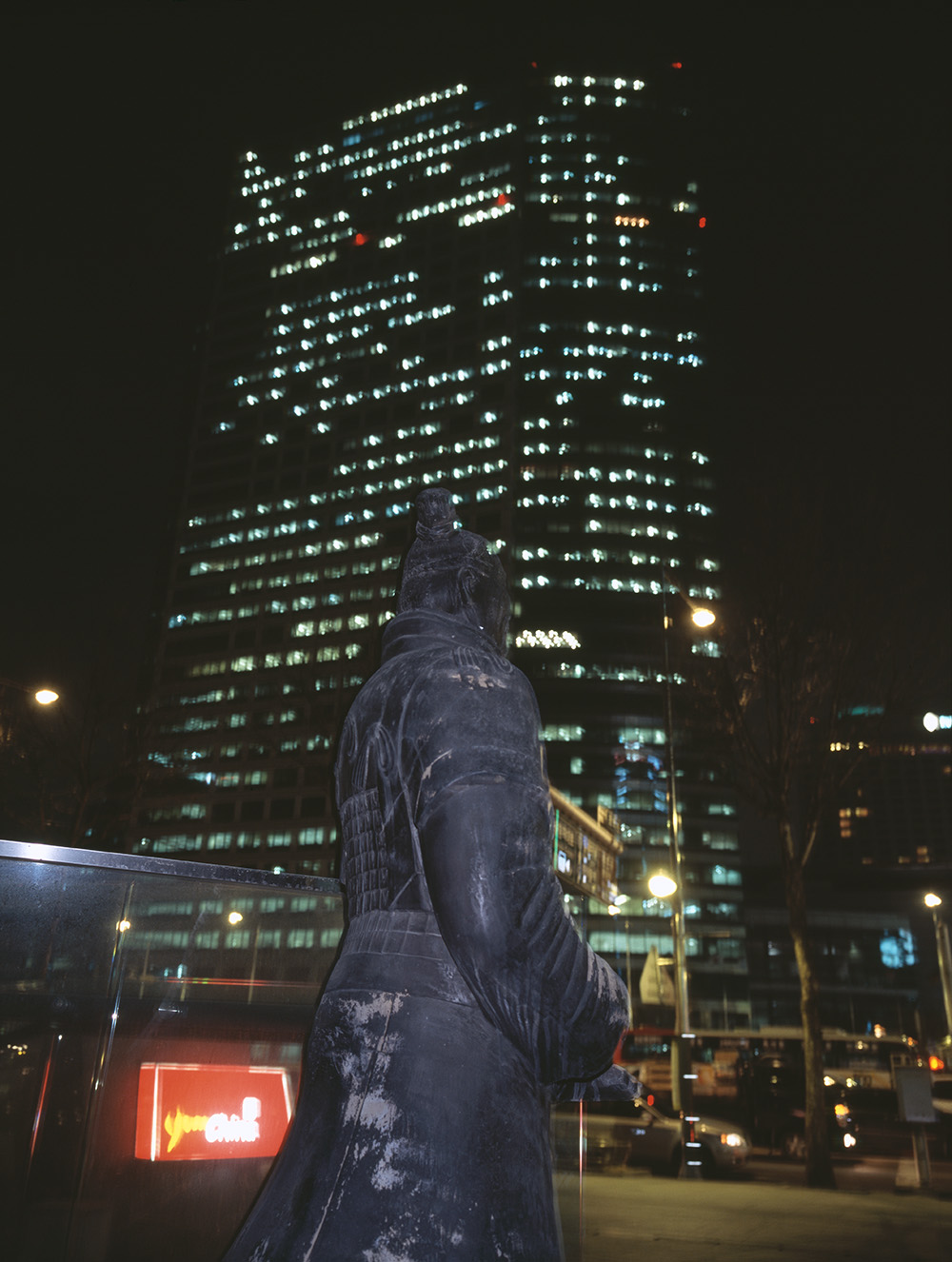 10. Strange space, 150x100cm, 2003