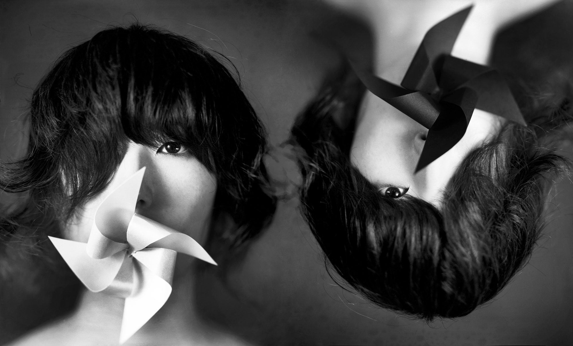 2-[Emotions is some pose]_pigment prin_2007