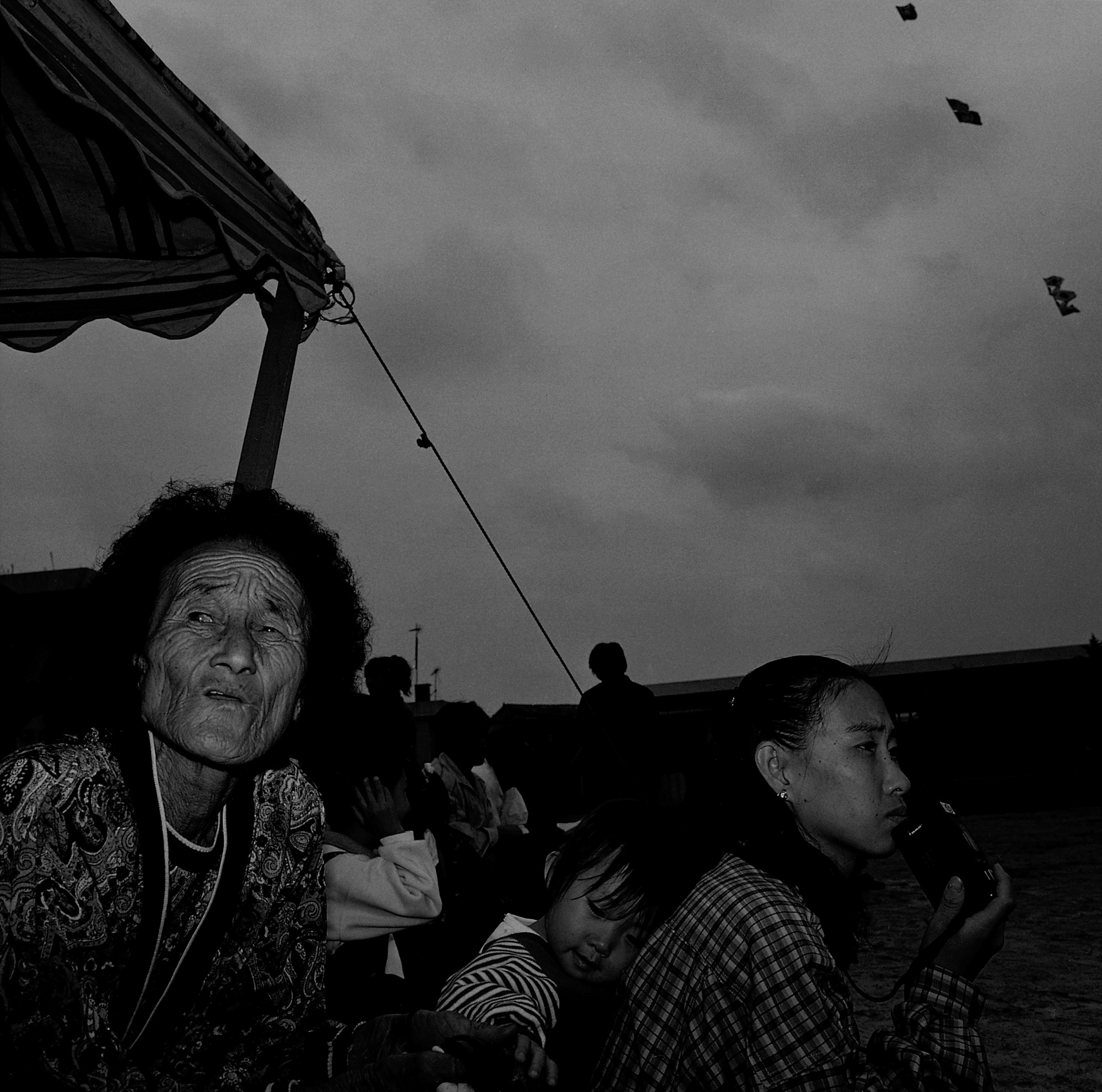 7. 운동회, 울산, Gelatin Silver Print, 100x100, 1996