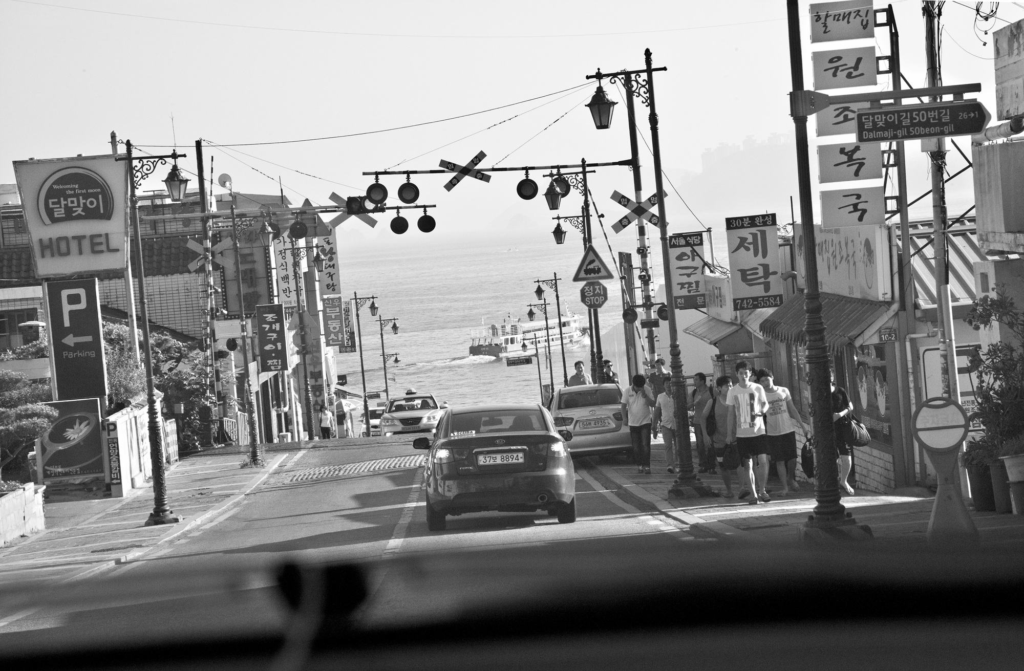 Cheonsapo_ Typhoon_ 2005_ Kyung Tak Guak