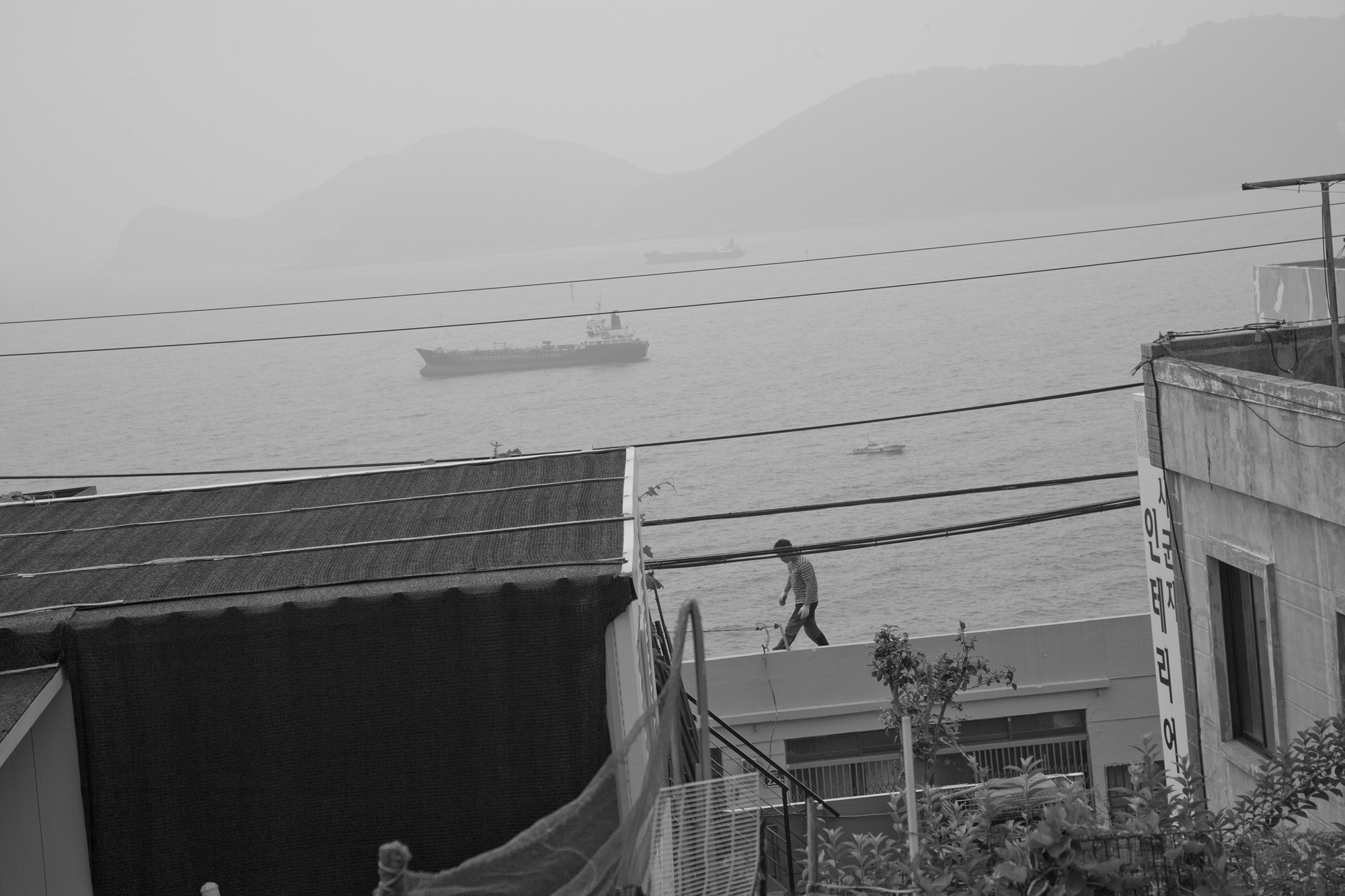 _Yeongdo_ War against crime, _ 2011_ Jong Bin Yoon