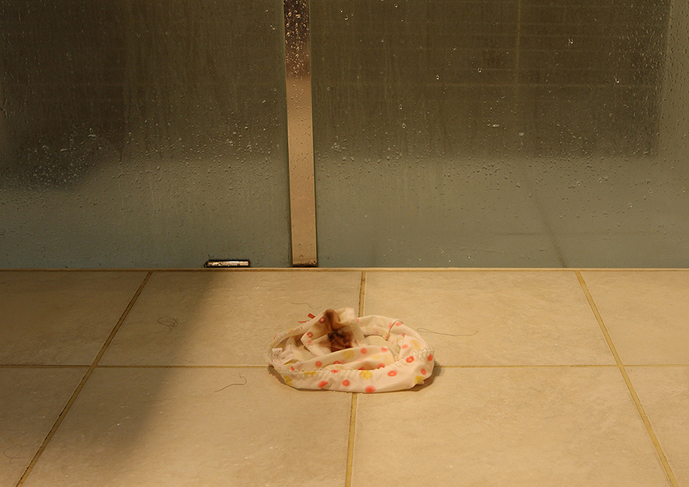 그리고 남겨진 것들 And Things left-series1, #10, Pigment print, 30x21cm, 2012