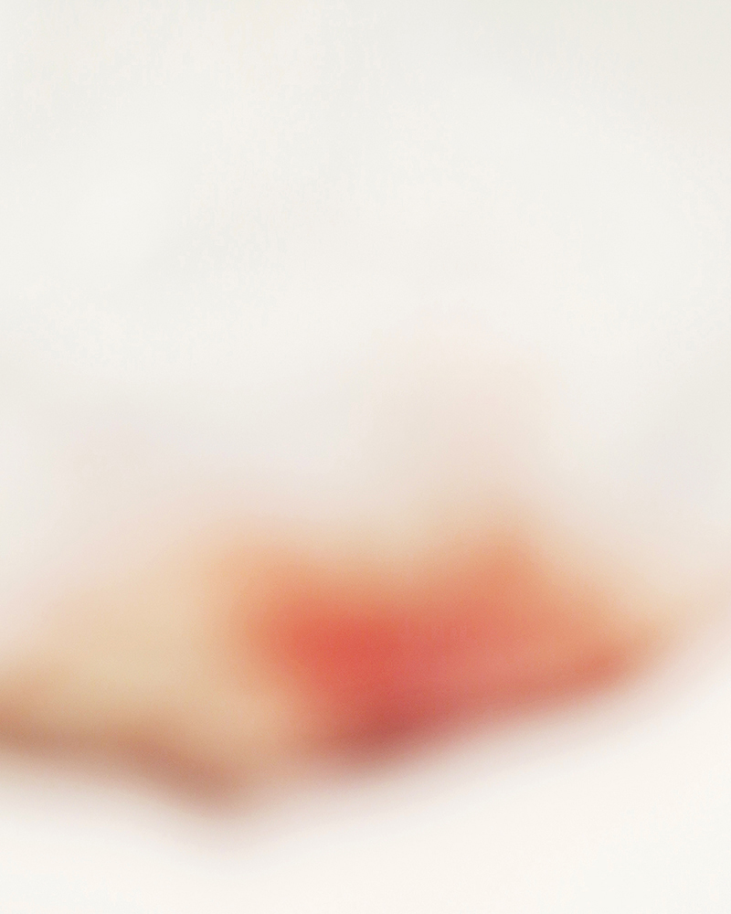 그리고 남겨진 것들 And Things left-series2, #1, Pigment print, 20.3x25.4cm, 2014