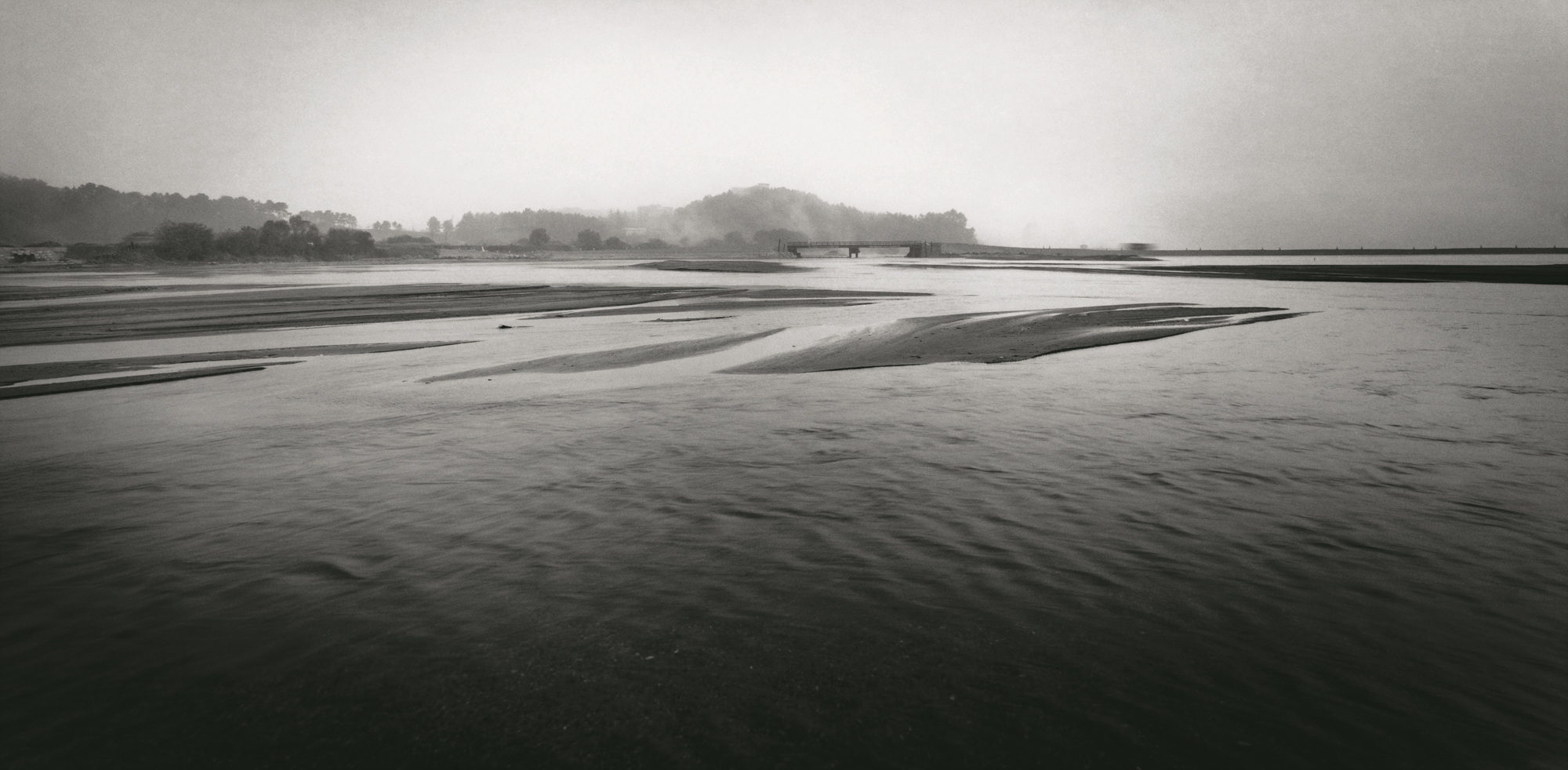 낙동강-경북 상주시 낙동면 Gelatin Silver Print 50.8x61cm 2010