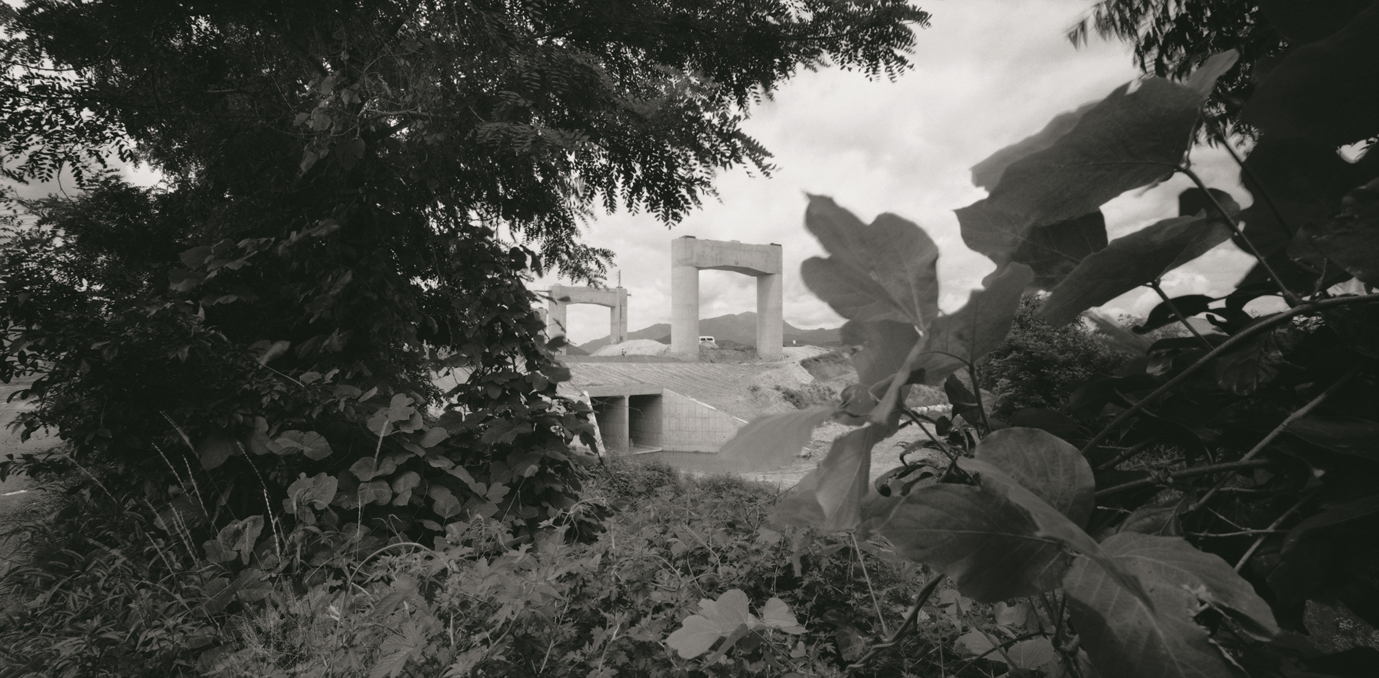 낙동강-경북 칠곡군 석적읍 Gelatin Silver Print 50.8x61cm 2011