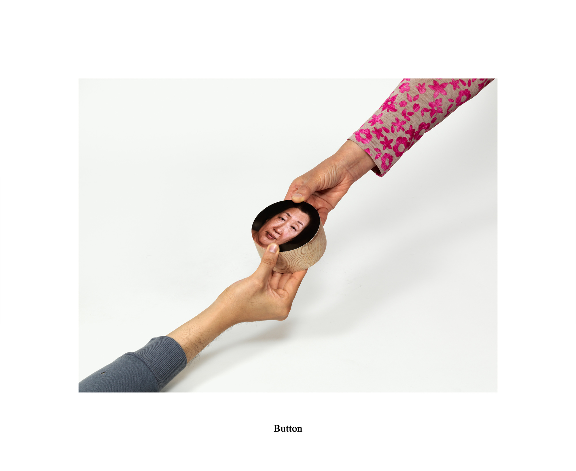 01. Button #1, Lightjet Print, 73.3x60cm, 2014