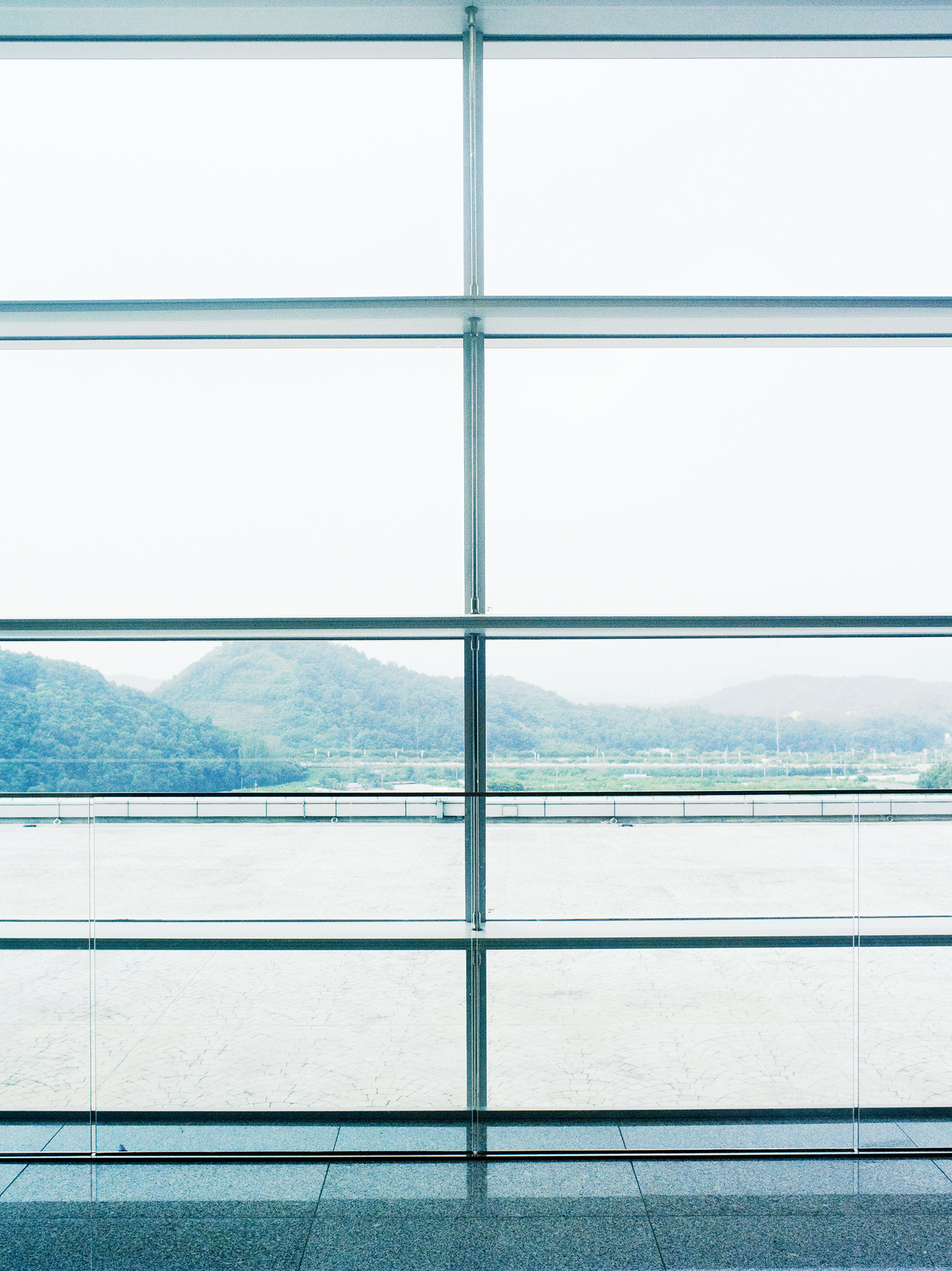 08. Grid Landscape, Outsight 11A, pigment print face-mounted to plexiglass, 90x70cm, 2013