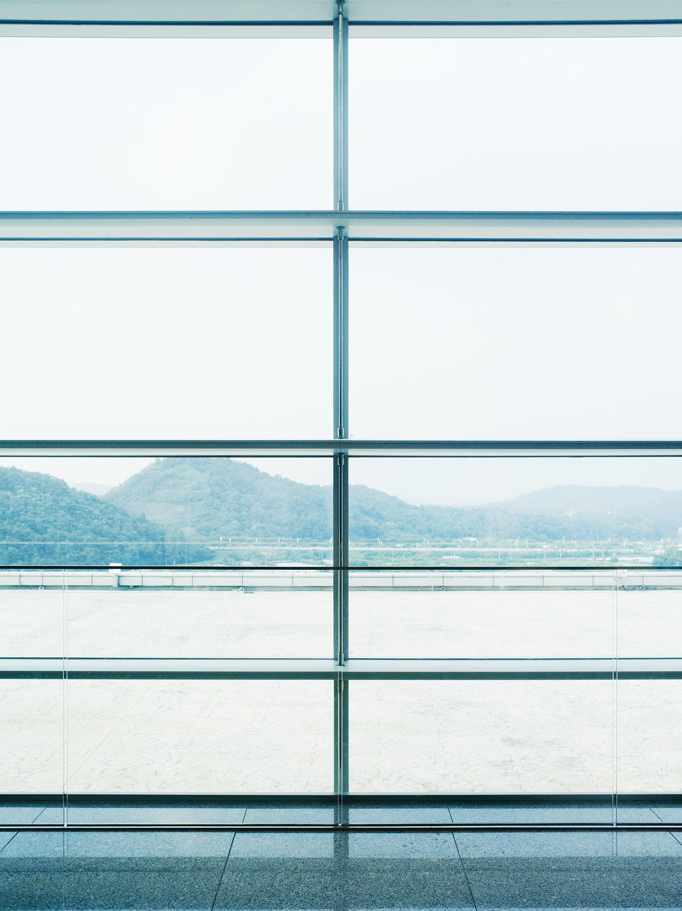 10. Grid Landscape, Outsight 13A, pigment print face-mounted to plexiglass, 90x70cm, 2013