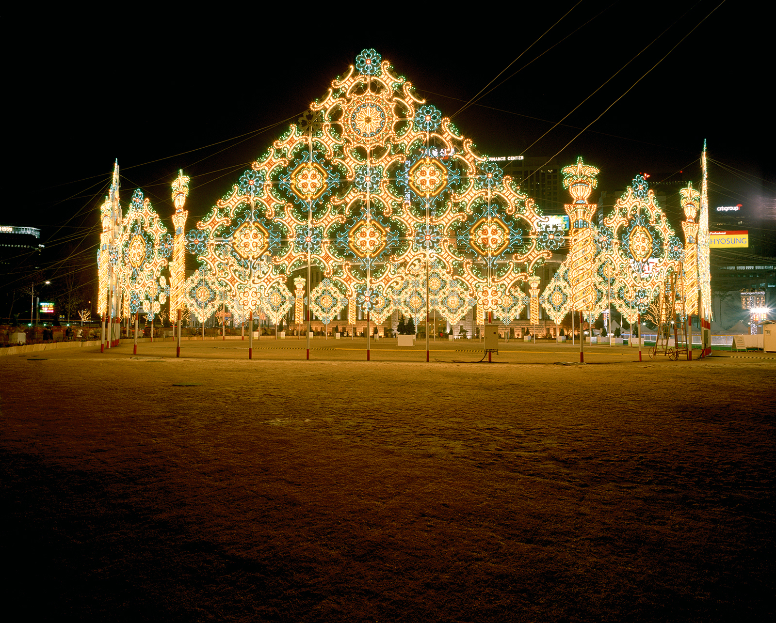 ·환상-도시_ Luminarie _ Archival Pigment Print _127x102cm _2006