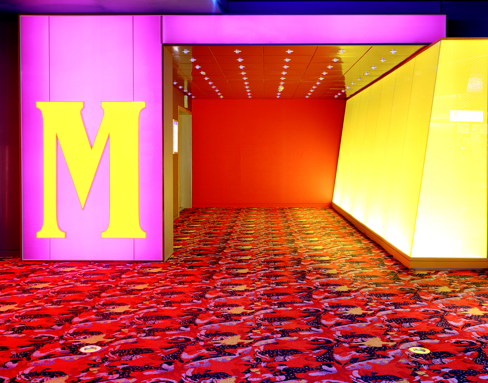 ·환상-도시_ M _ Archival Pigment Print _127x102cm _2007