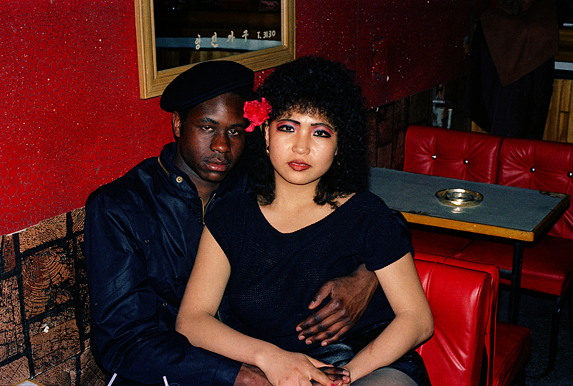 9 동두천 기념사진, Gelatin Sliver Print, 1984