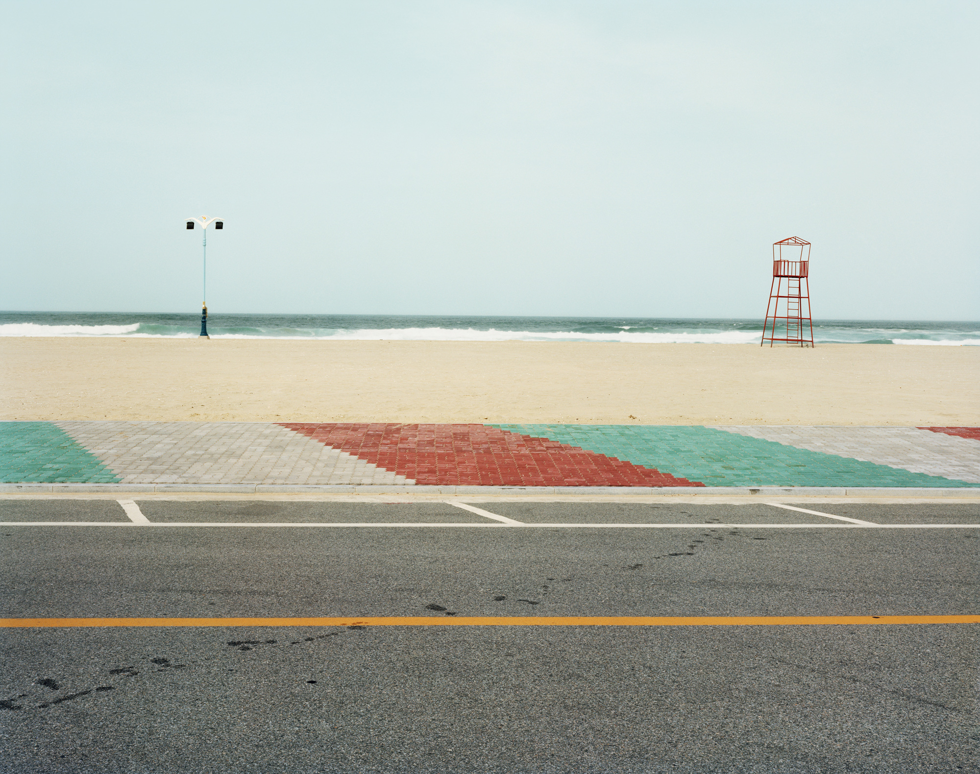 03 34개의 야외 주차장, Digital C Print, 83×102cm, 2006-2009