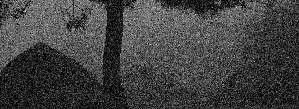 12 피안(彼岸), Gelatin Silver Print, 40x100inch, 2006