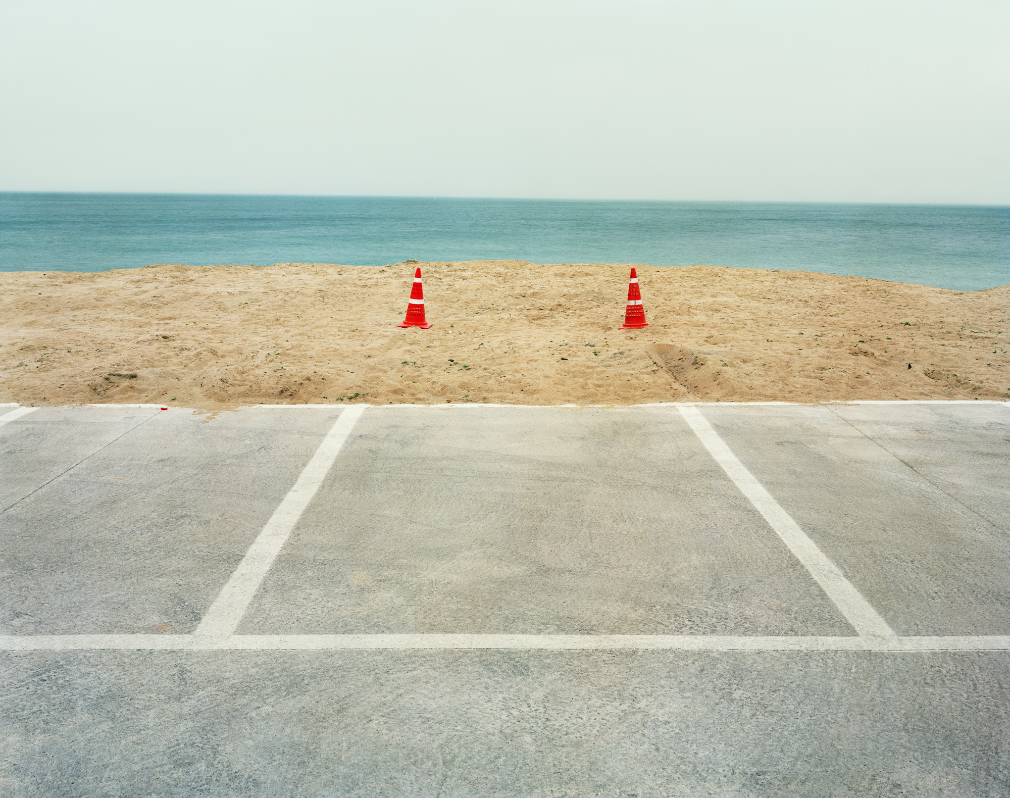 16 34개의 야외 주차장, Digital C Print, 16×20inch, 2005-2009