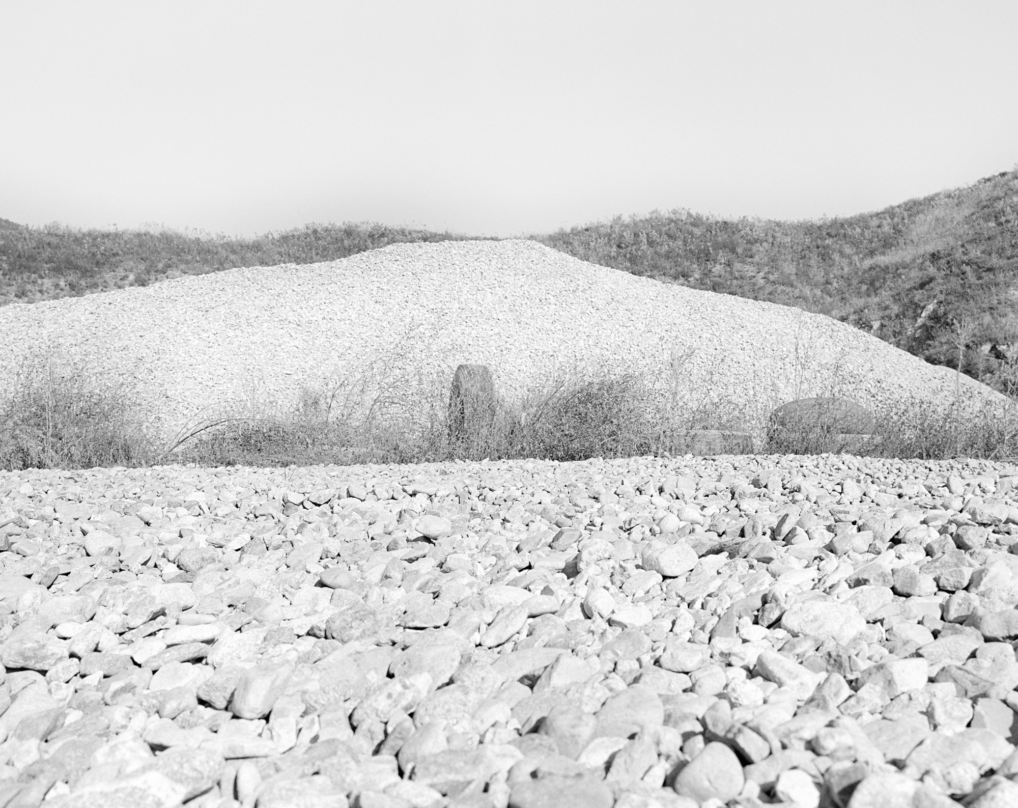 18 용담댐 시리즈-풍경, Gelatin Silver Print, 24×20inch, 1999-2000