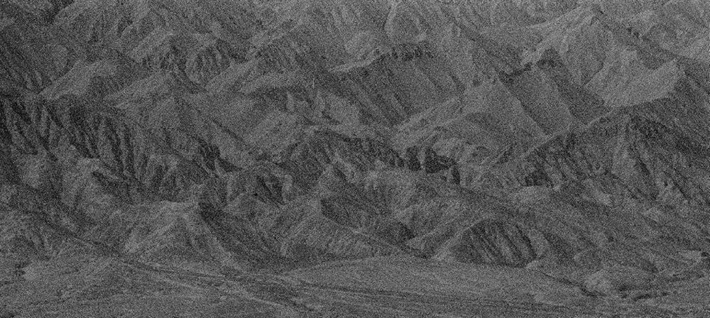 29 피안(彼岸), Gelatin Silver Print, 40x100inch, 2006