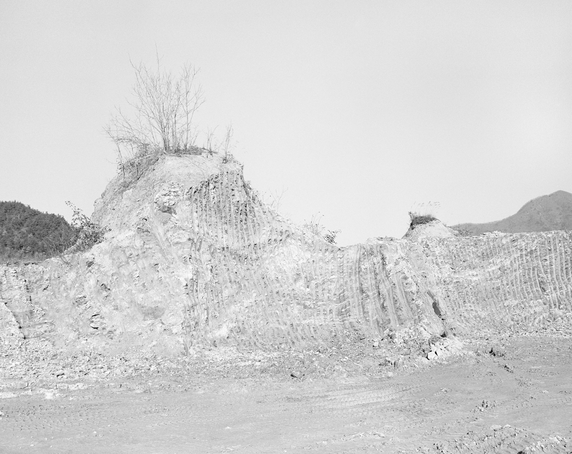 30 용담댐 시리즈-풍경, Gelatin Silver Print, 24×20inch, 1999-2000