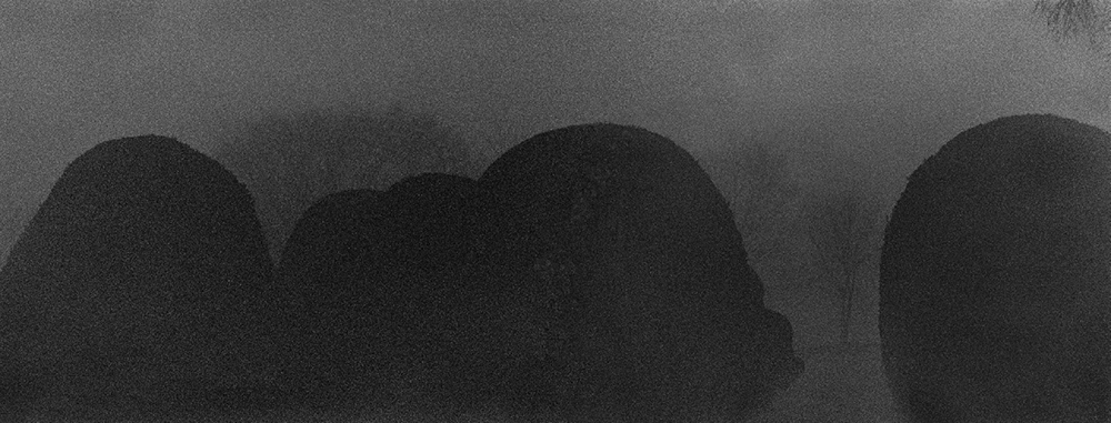 9 피안(彼岸), Gelatin Silver Print, 40x100inch, 2006