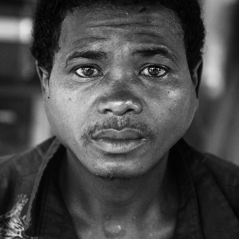 Hernia man_pigmanet print_21x21_2012