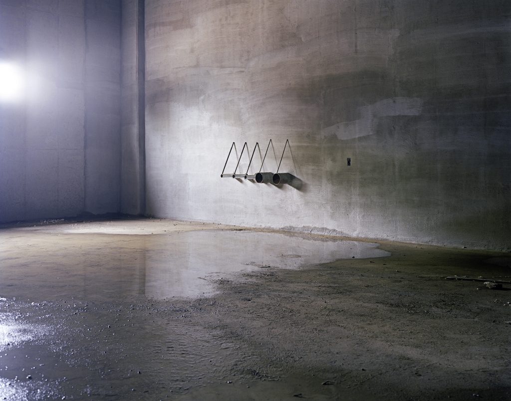 13.Construction Site13_Pigment print_125x155cm_2012