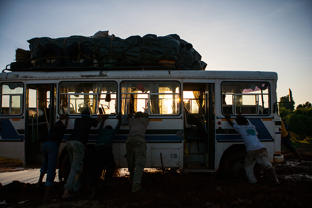 Taxi brousse evening_Pigment print_20x30in_2012