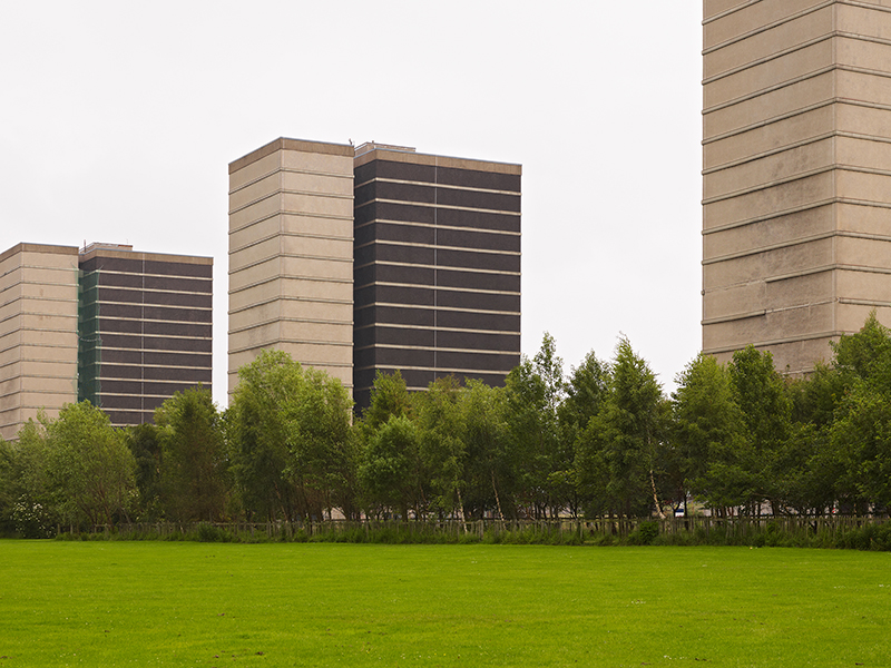 05_BL1155553303171605,digital pigment print,100x129cm,2011