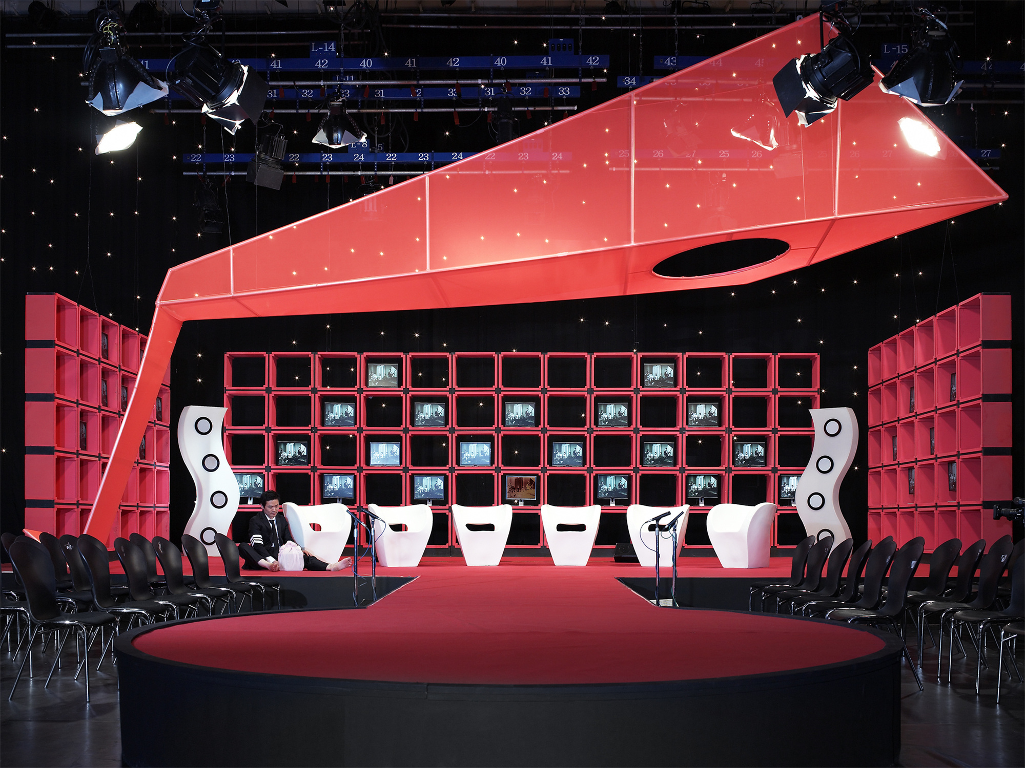 Goodbye Stranger 2 #10, digital C-print, 139x183cm, edition of 7, 2008