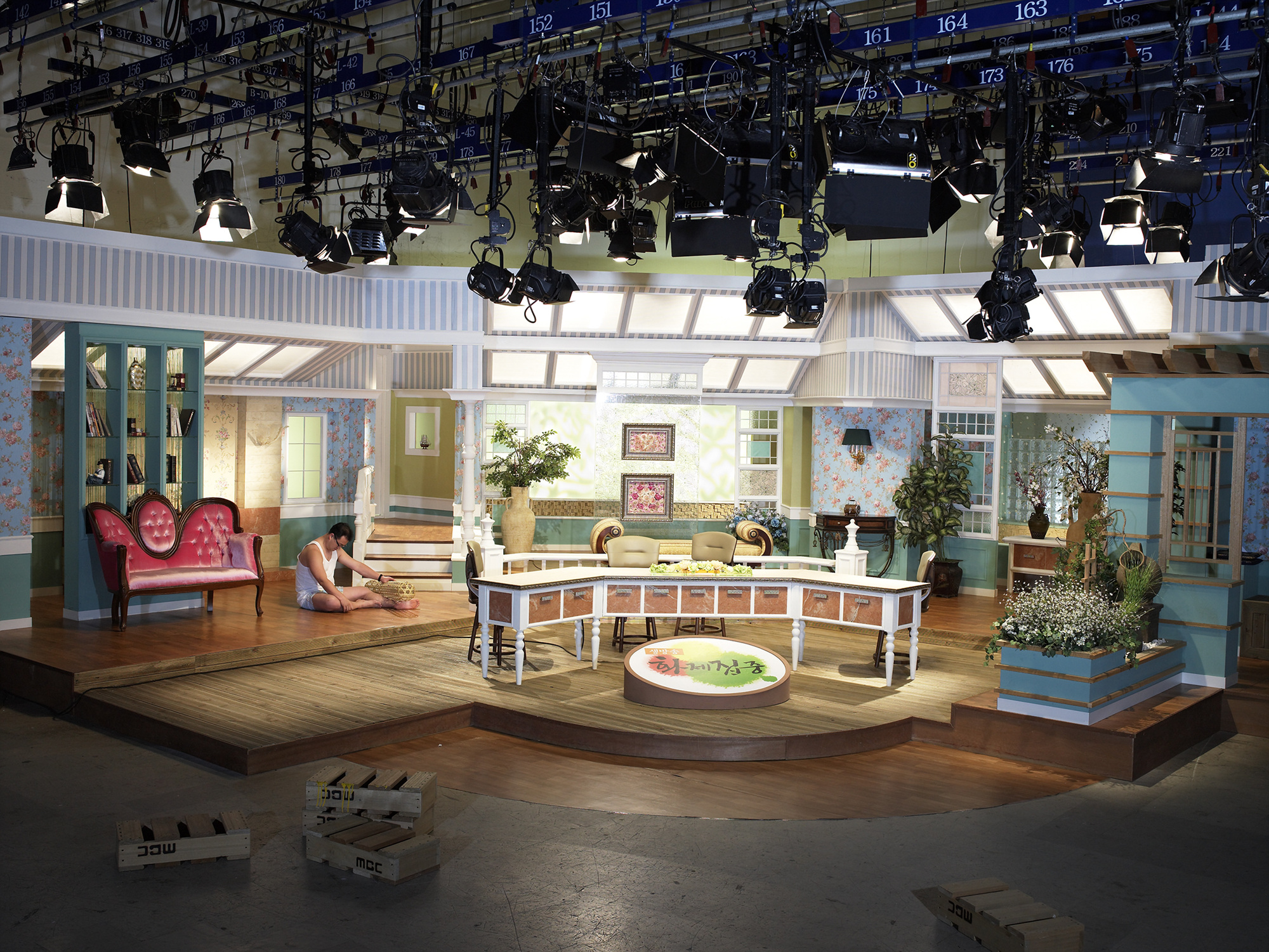 Goodbye Stranger 2 #13, digital C-print, 139x183cm, edition of 7, 2008