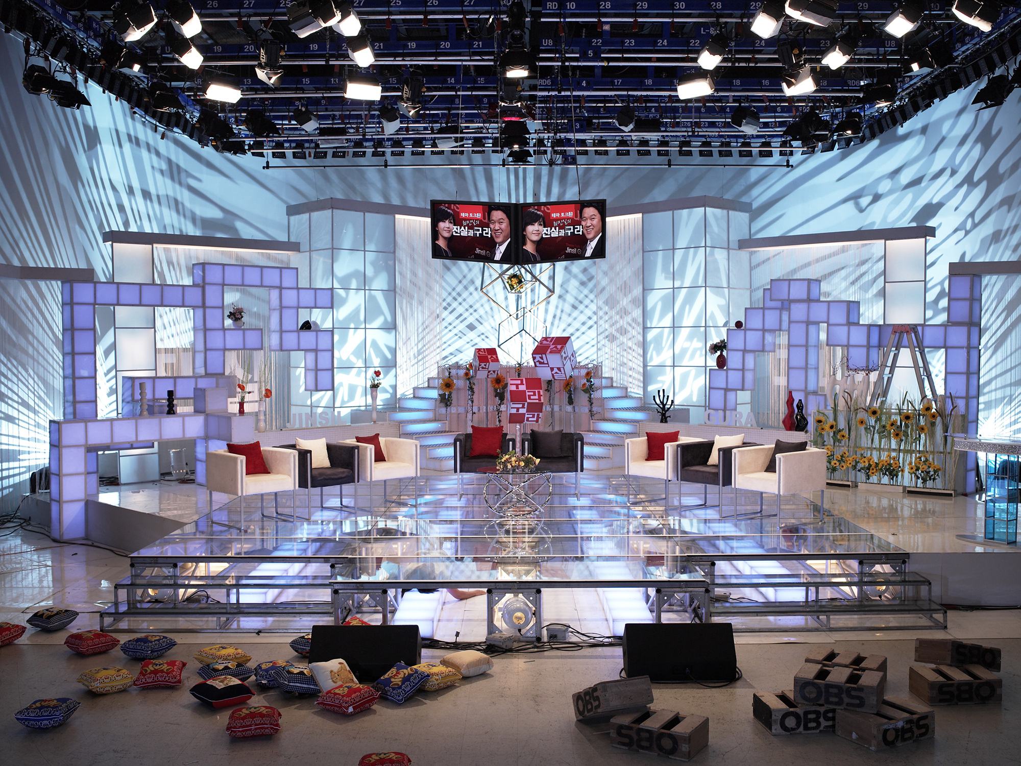 Goodbye Stranger 2 #14, digital C-print, 139x183cm, edition of 7, 2008