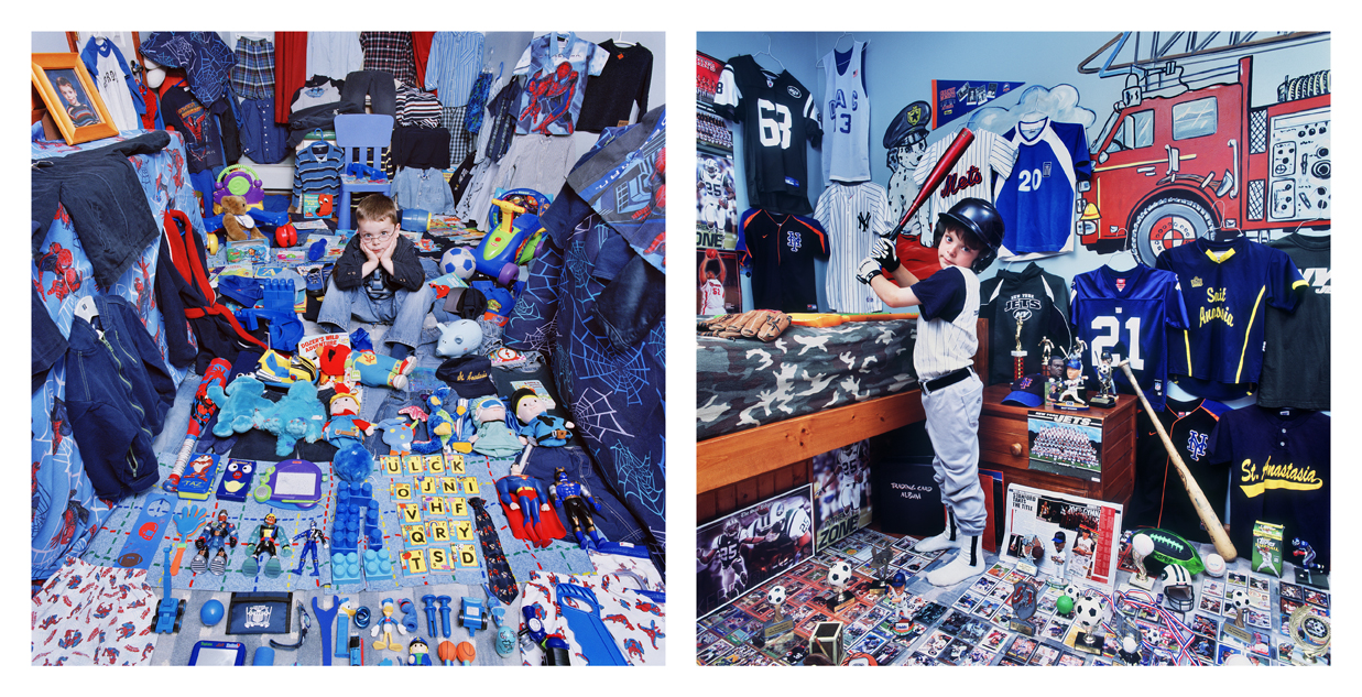 블루 프로젝트 I - 스티브와 스티브의 파란색 물건들, 라이트 젯 프린트, 76x76cm, 2006. 블루 프로젝트 II - 스티브와 스티브의 스포츠 콜렉션, 라이트 젯 프린트, 76x76cm, 2009