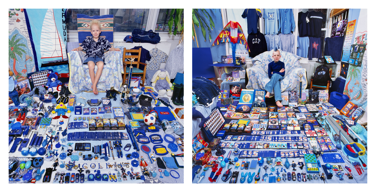 블루 프로젝트 I - 콜과 콜의 파란색 물건들, 라이트 젯 프린트, 2006. 블루 프로젝트 II - 콜과 콜의 파란색 물건들, 라이트 젯 프린트, 2009