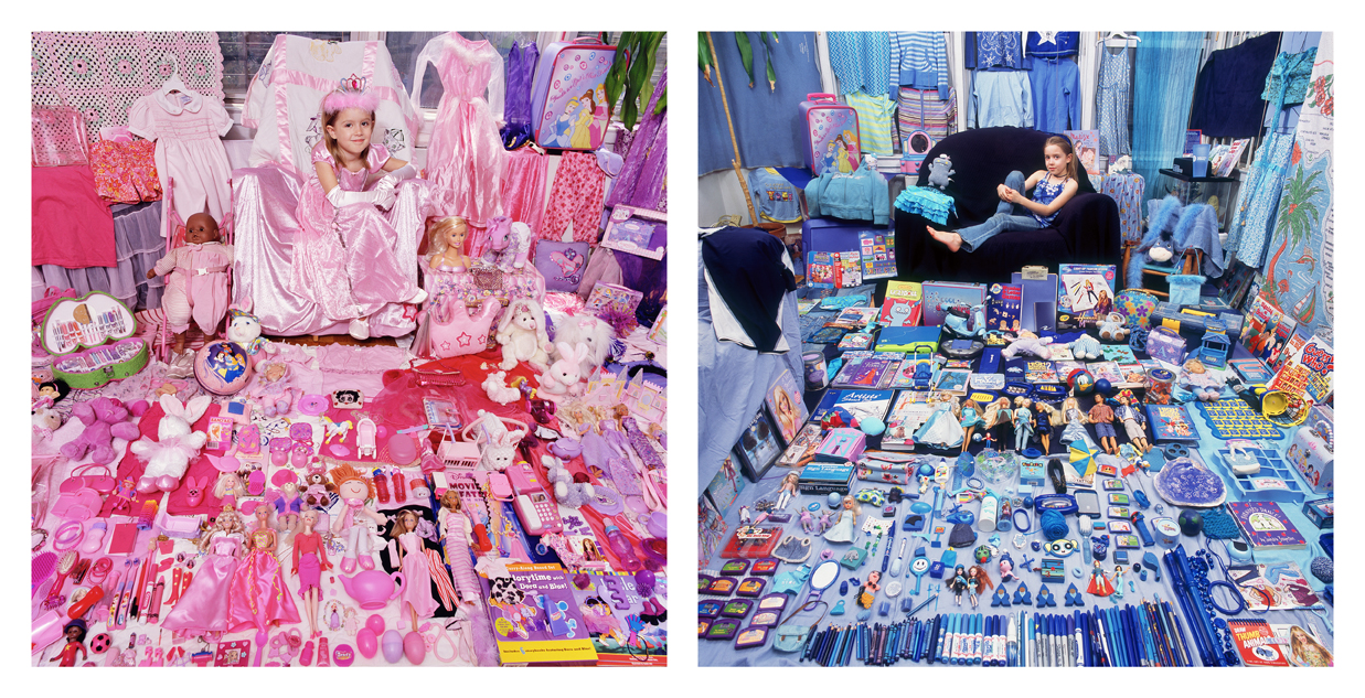 핑크 프로젝트 I - 테스와 테스의 핑크&보라색 물건들, 라이트 젯 프린트, 2006. 핑크 프로젝트 II - 테스와 테스의 파란색 물건들, 라이트 젯 프린트, 2009