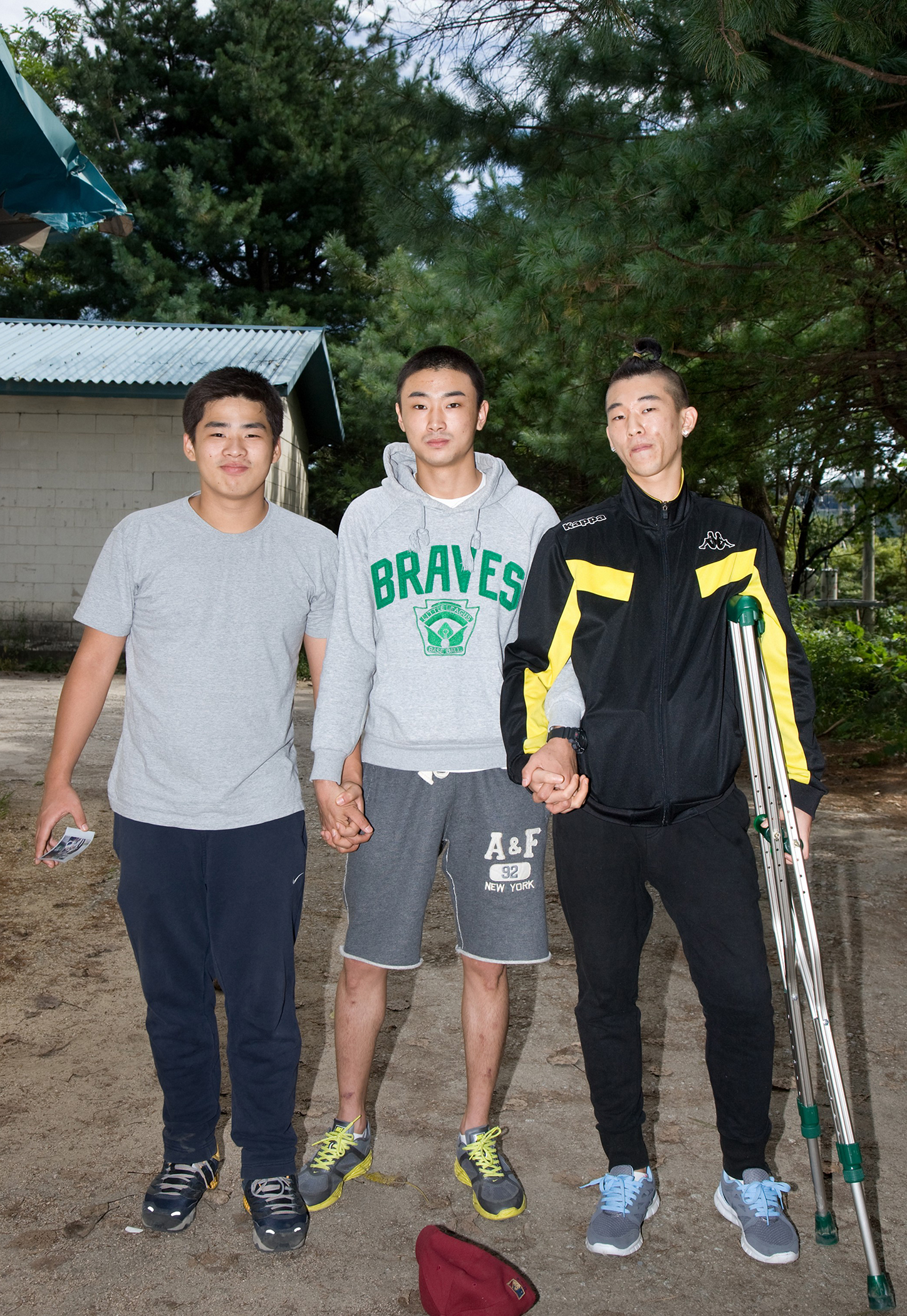 12mm#3-1, 의정부306충대, 이대근 장동욱 이정해, 21살, 2011.08.02, Pigment print, 100x145cm