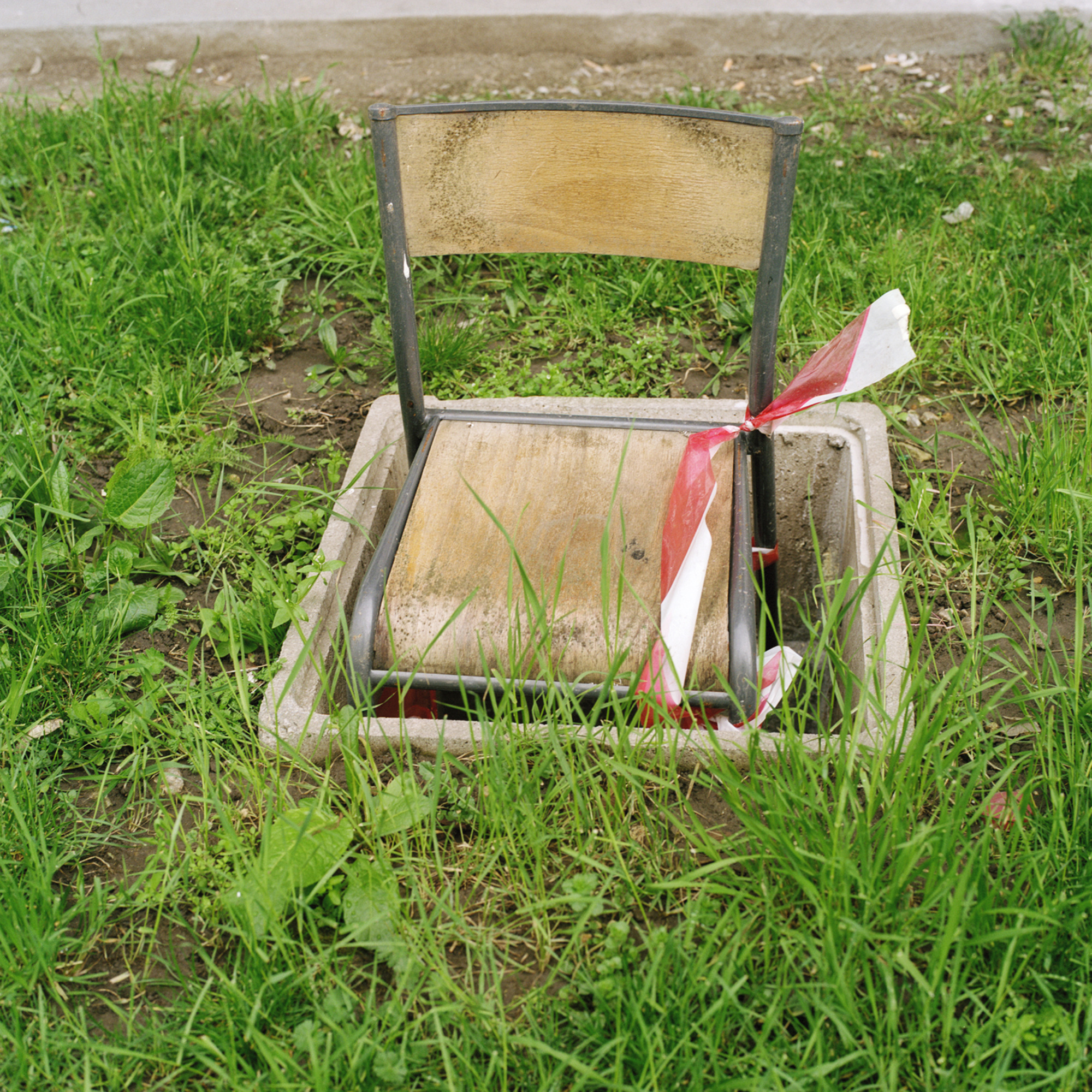 Joongho Yum, The Taste of Others,30x30cm_1, Digital Lamda Print, 2008