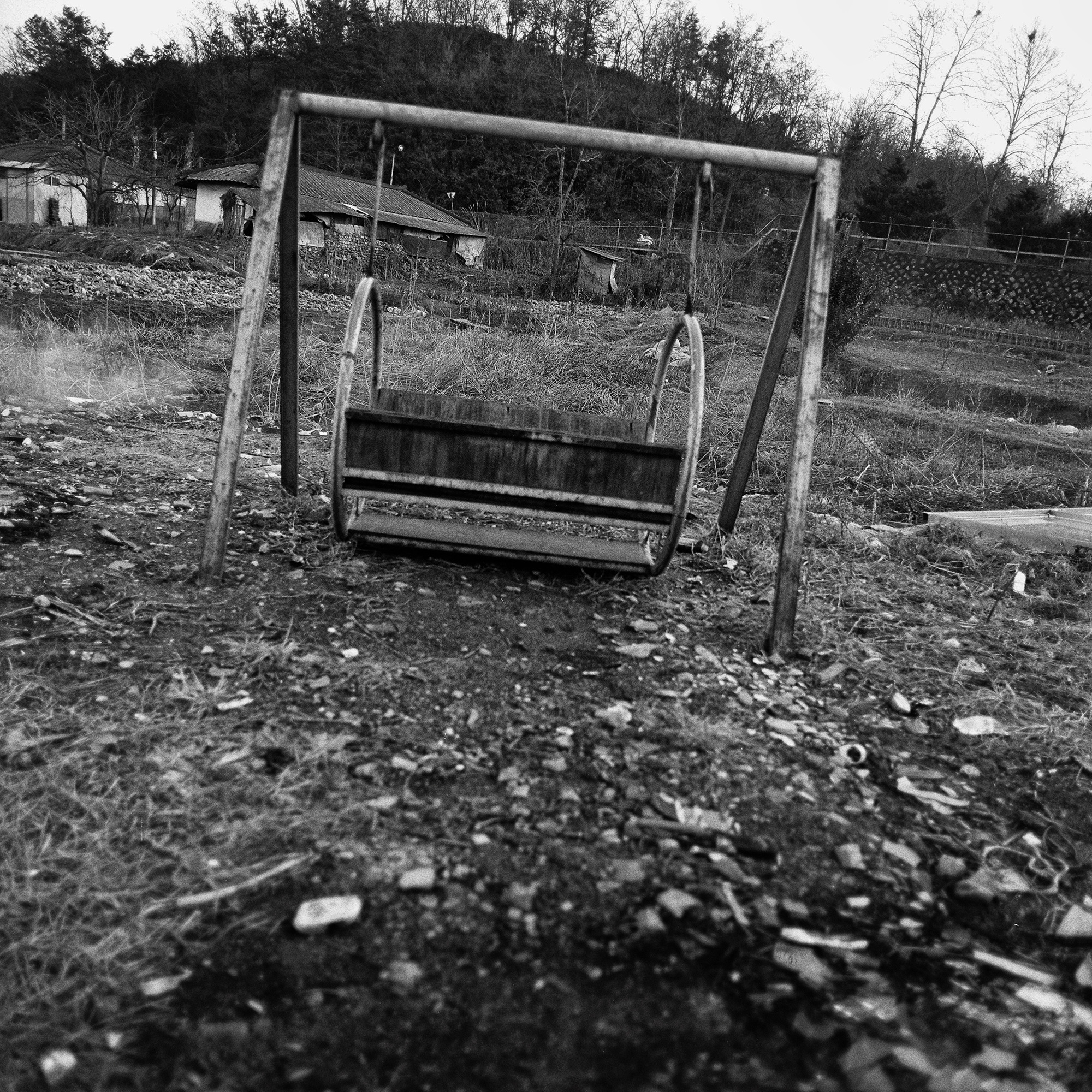 놀이터_40×40cm_Gelatin silver print_2002