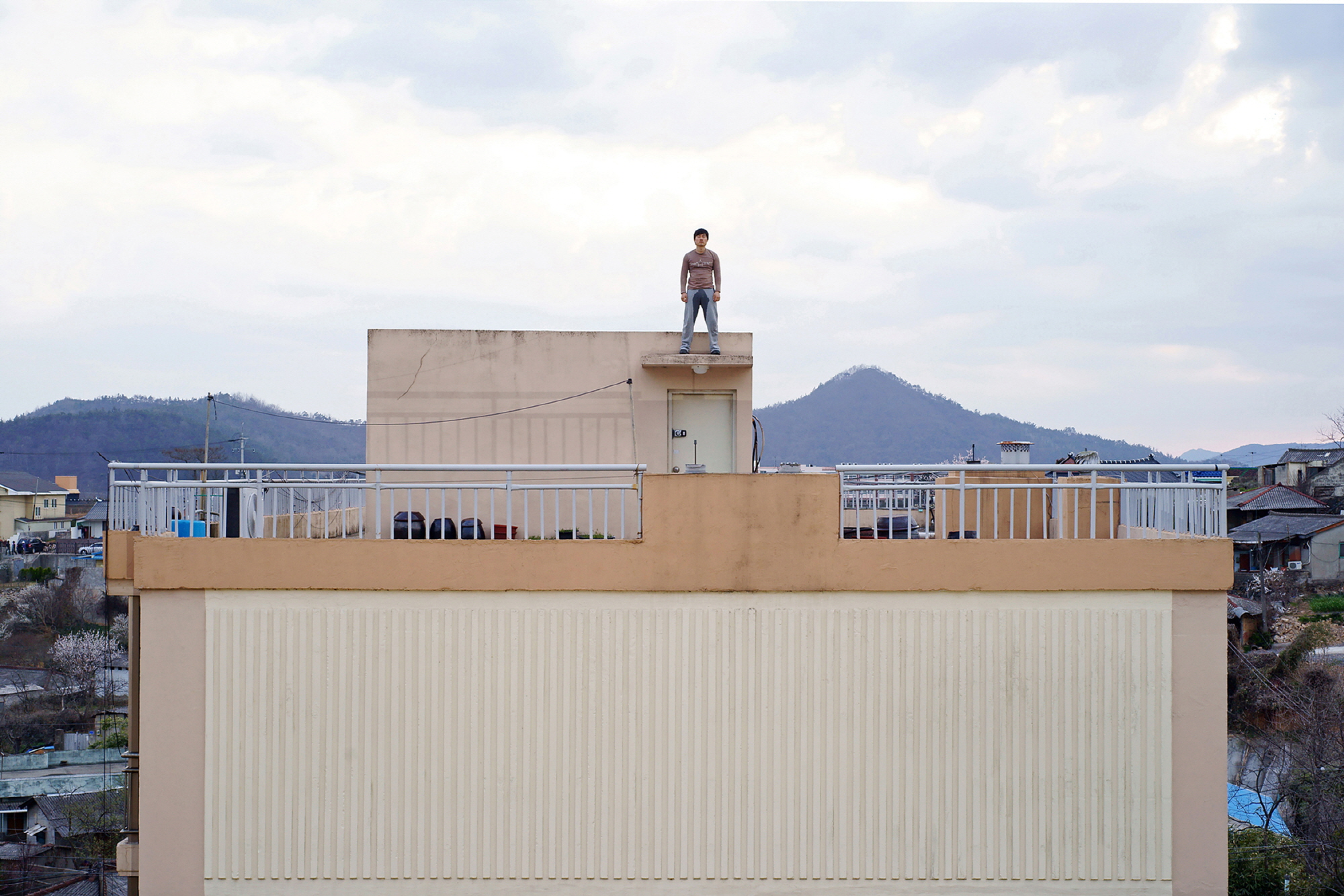 옥상소변_ inkjet print_80×120cm_2012