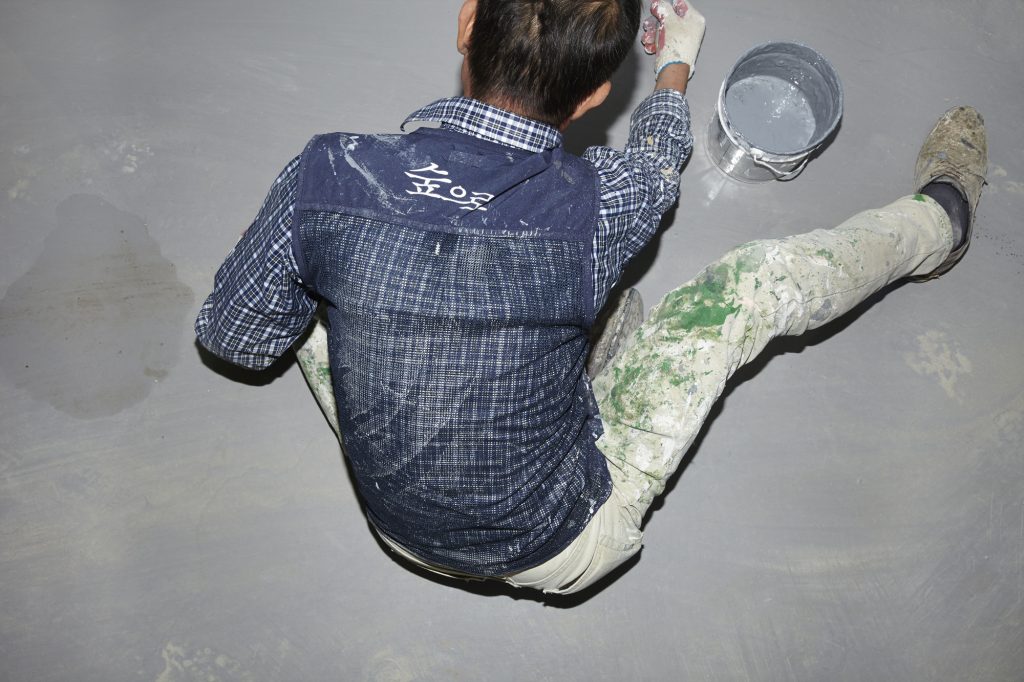 13. 숲으로(To the wood), pigment print, 33x49cm, 2015