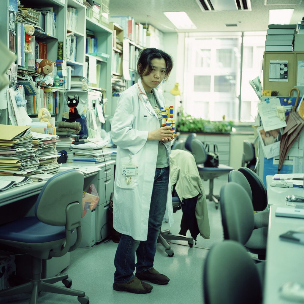 121 2004 Mad Women Osaka