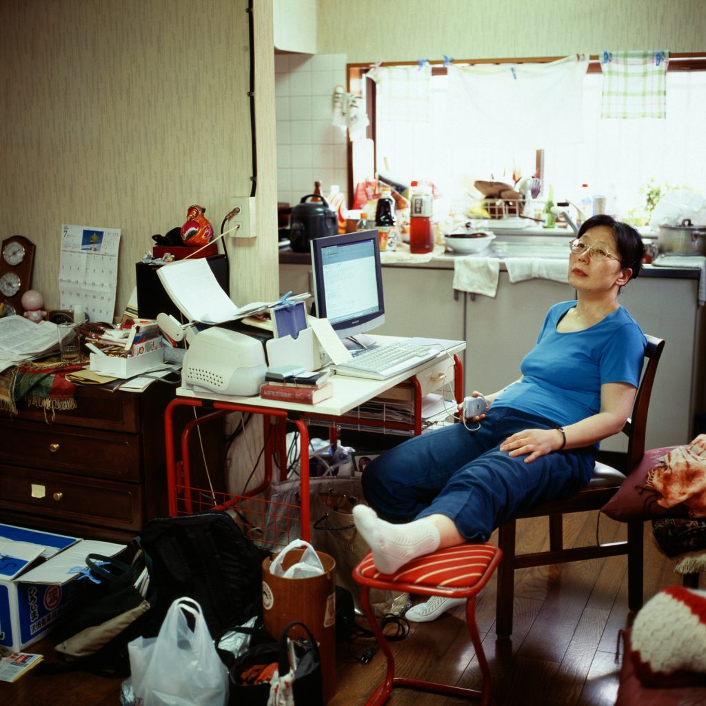 134 2994 Mad Women Tokyo