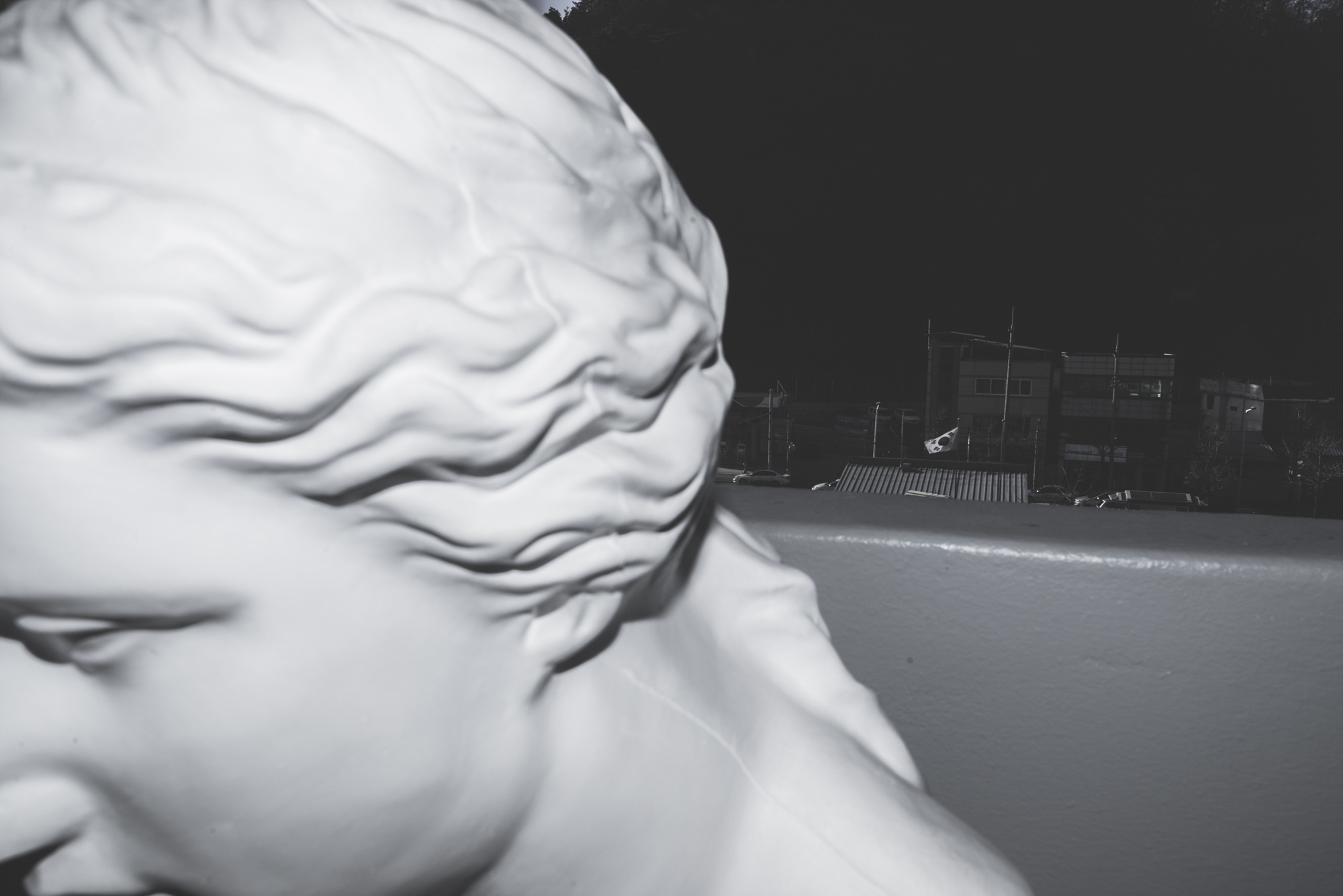 Fragile, 2016-2017 30