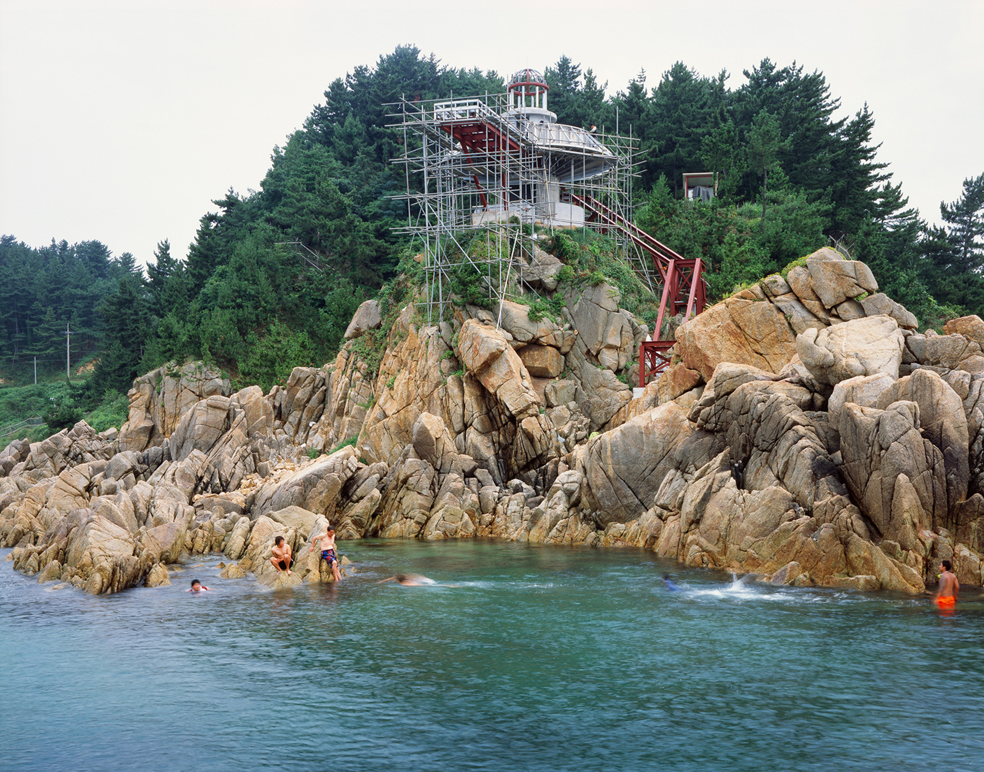 Overlapping things-Hajodae, C-print, 120x145cm, 2012