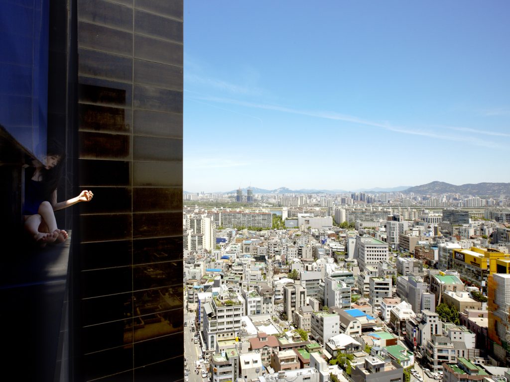 Self-Portrait, HDR Ultra Chrome Archival Pigment Print, 101.6x76.2cm, 2010 (12)