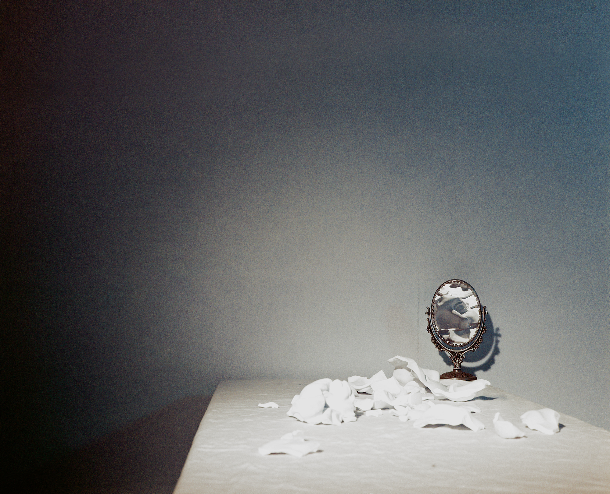 Restless Heart Syndrome #003, 123x100cm, Pigment Print, 2009