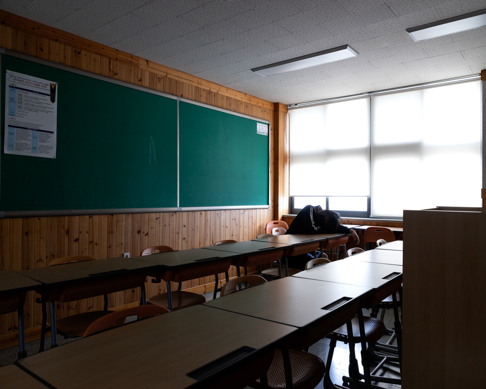 김채은|사선에서