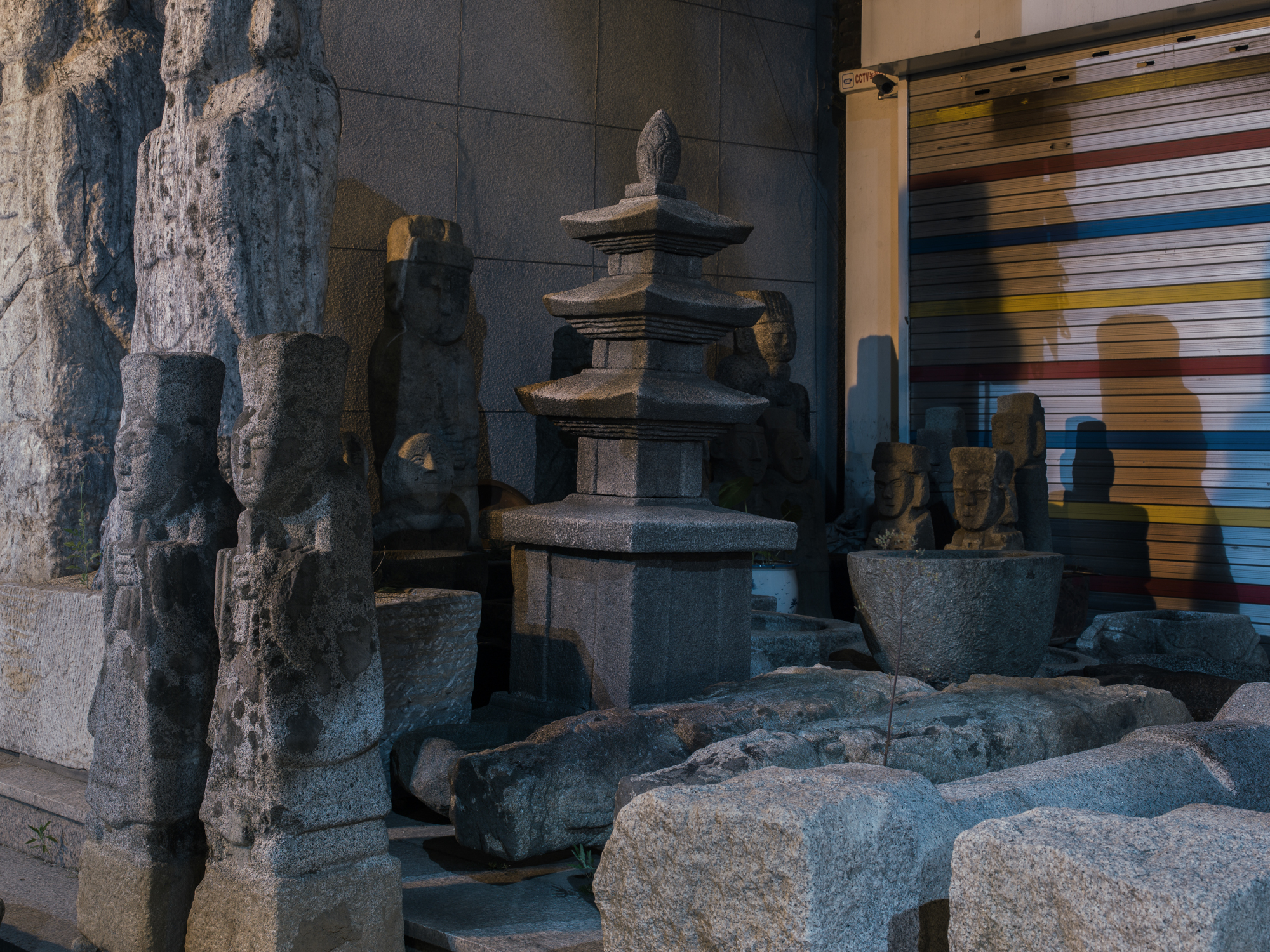 통로- #16 pigment print 125x160 2014