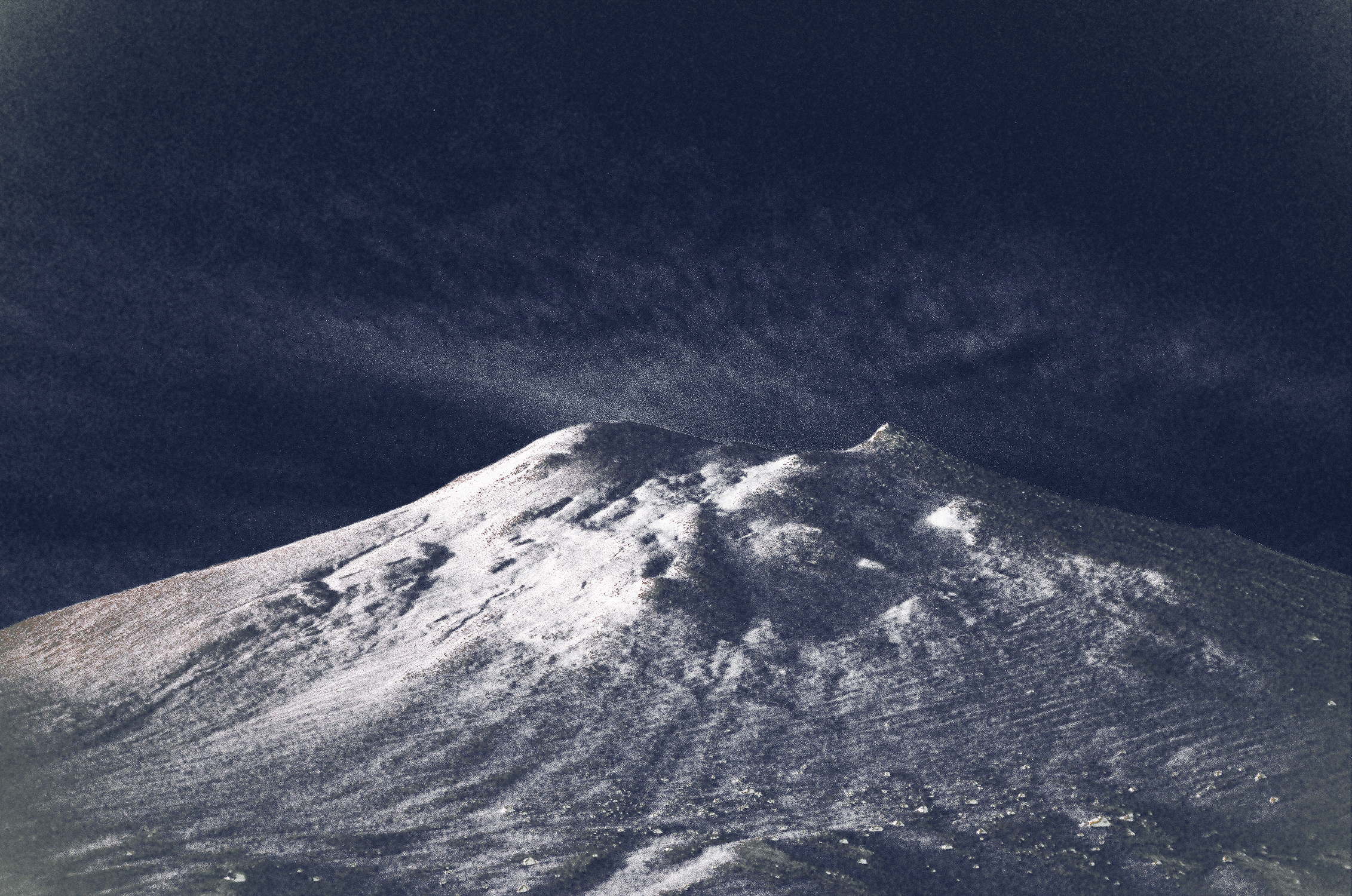 16. A Town Where Elves Live,2018