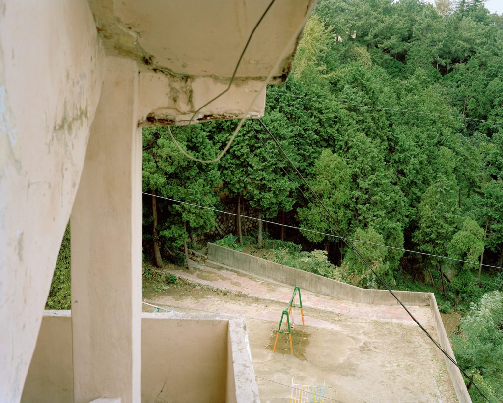 좌천아파트, 2012,  144