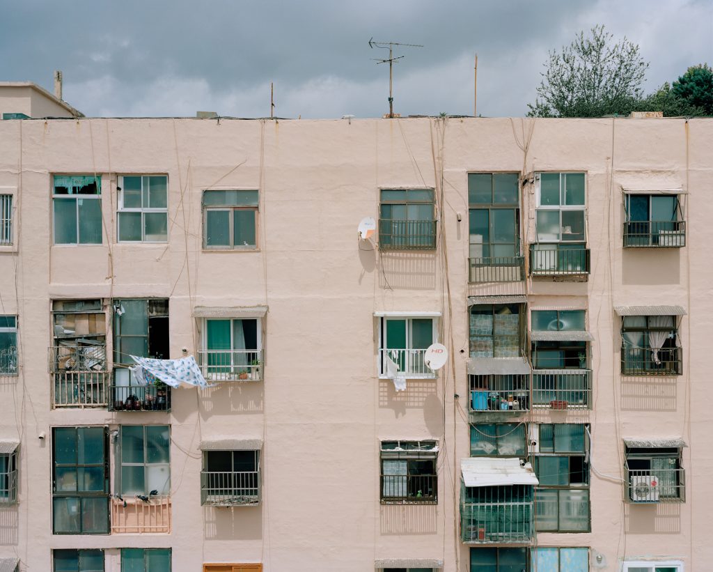 좌천아파트, 2012,  150